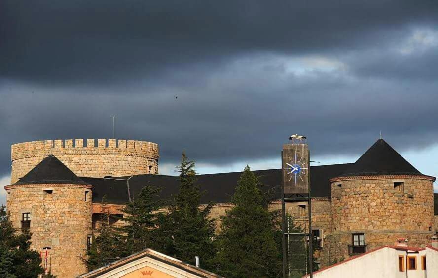 Apartamento Castilla Las Navas del Marqués Buitenkant foto